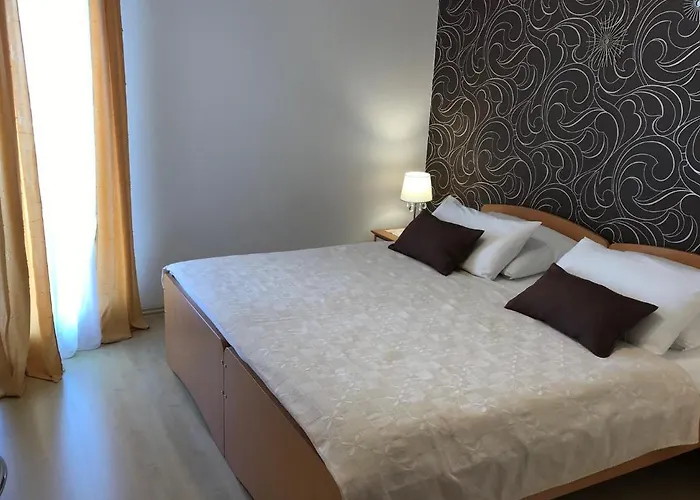 アパート Suzy-apartments Suzana ロヴラン