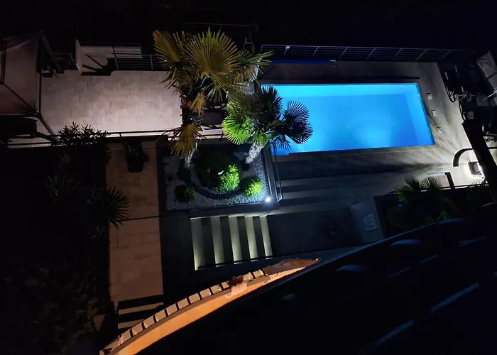 Suzy-apartments Suzana *