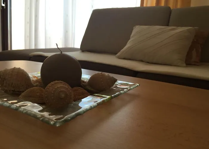 アパート Suzy-apartments Suzana